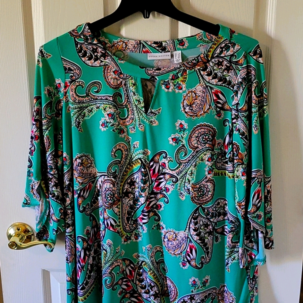 Beautifully designed top